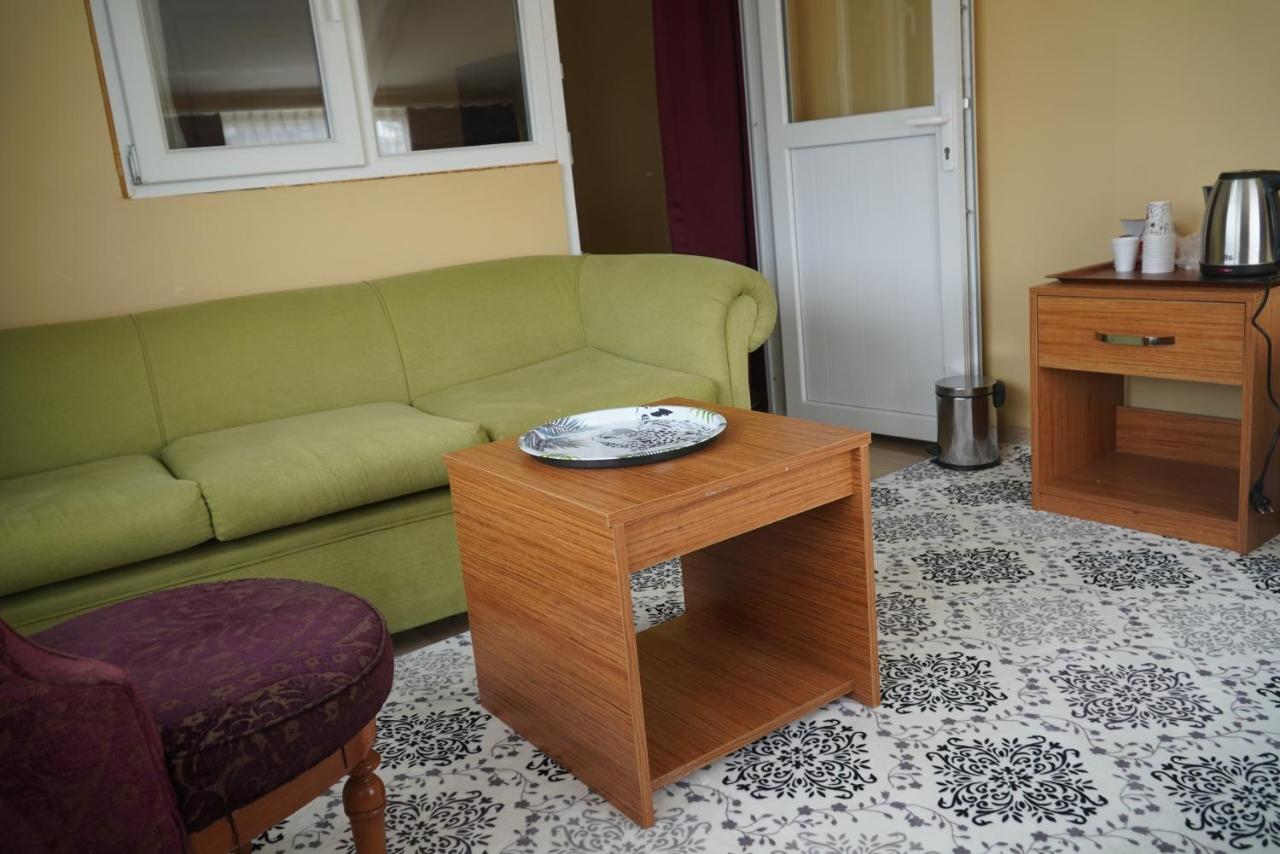 B&B Ihva Pierreloti