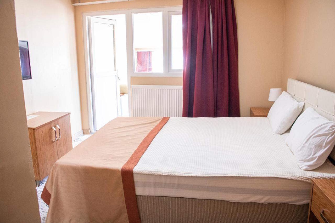 Ihva Pierreloti Bed & Breakfast